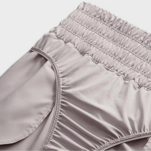 Nike Women's One Dri-FIT Ultra High-Waisted 3" Brief-Lined Shorts - Picture 3 of 9